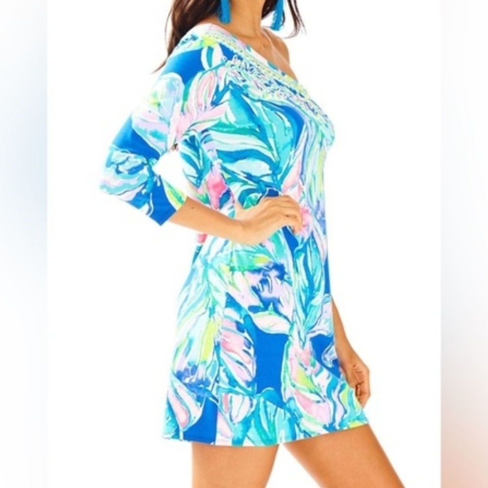 Lilly Pulitzer One Sleeve Petra Dress..very Tropical And Sexy! Gently Preloved.